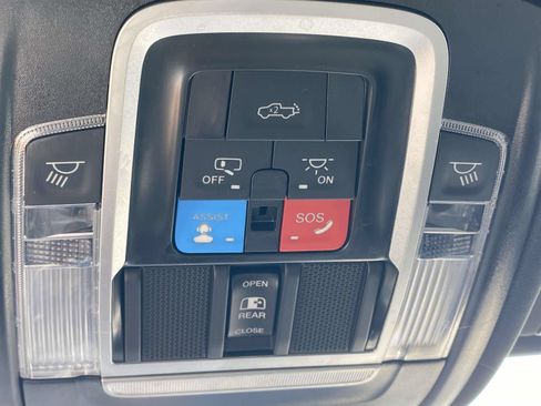 Used 2025 RAM 1500 Big Horn AWD/4WD image 31