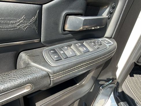 Used 2019 RAM 2500 Limited AWD/4WD image 21