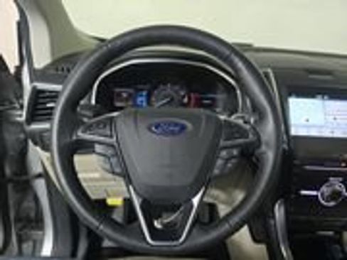Used 2017 Ford Edge Titanium w/ Equipment Group 301A image 6