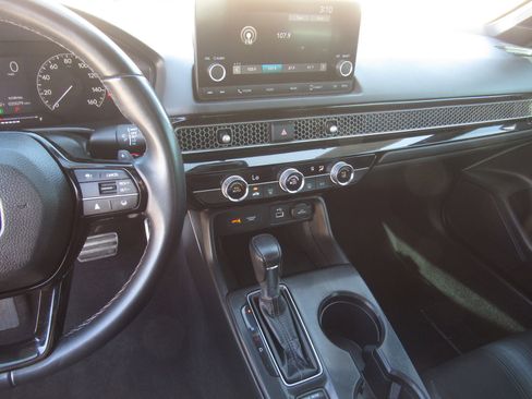 Certified 2023 Honda Civic Sport image 16