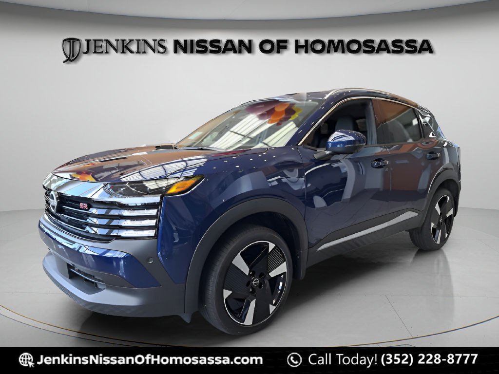 Certified 2025 Nissan Kicks SR FWD image 6