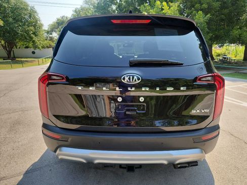 Used 2020 Kia Telluride SX w/ Towing Package image 9