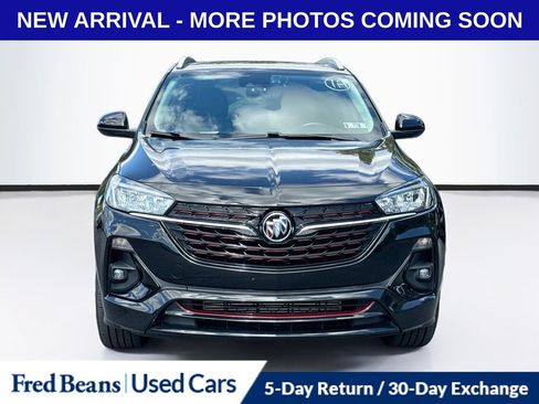 Used 2022 Buick Encore GX Select w/ Sport Touring Package AWD/4WD image 2