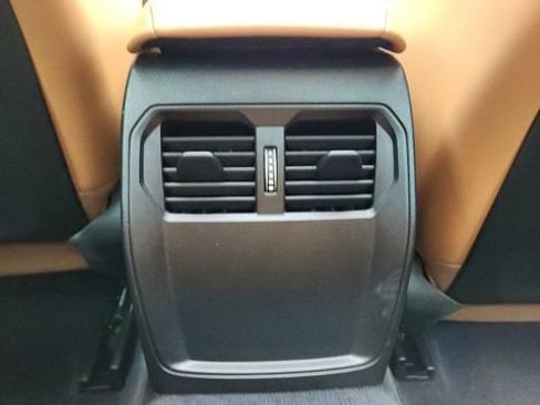 Used 2026 BMW M440i Coupe RWD image 35