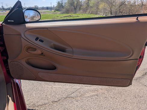 Used 1997 Ford Mustang GT image 87