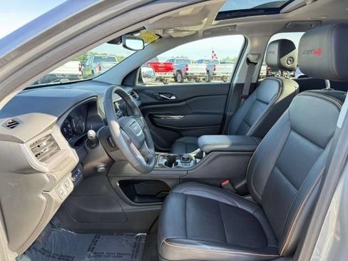 Used 2023 GMC Acadia AT4 w/ Technology Package AWD/4WD image 11