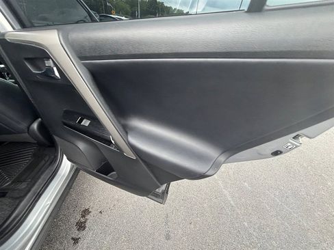 Used 2016 Toyota RAV4 Limited FWD image 26