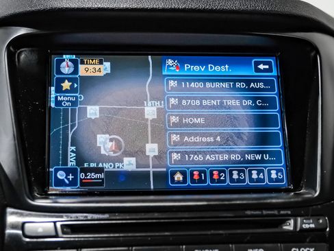 Used 2013 Hyundai Genesis 3.8 RWD image 22