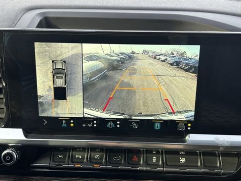 Used 2022 GMC Sierra 1500 Elevation w/ Elevation Premium Package image 26