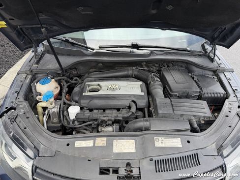 Used 2012 Volkswagen Eos Lux FWD image 10