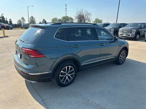Used 2020 Volkswagen Tiguan SE w/ Panoramic Sunroof Package AWD/4WD image 38