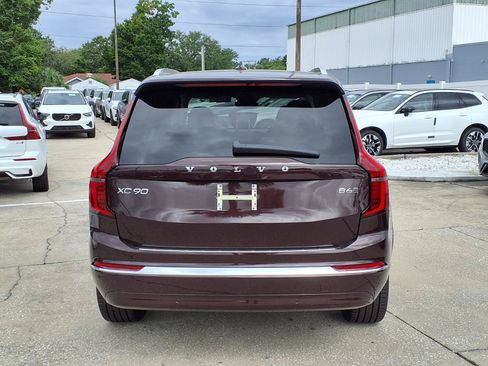 New 2026 Volvo XC90 B6 Ultra w/ Protection Package Premier AWD/4WD image 6