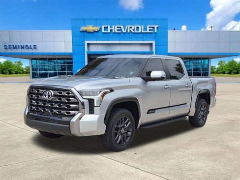 Used 2024 Toyota Tundra Platinum AWD/4WD image 2