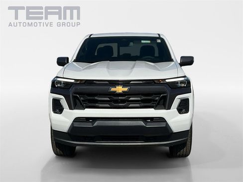 New 2025 Chevrolet Colorado LT w/ LT Convenience Package image 2
