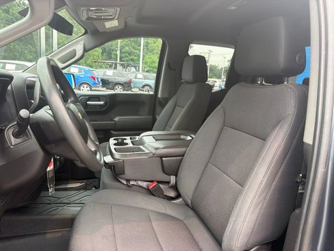 Certified 2020 Chevrolet Silverado 1500 Custom w/ Custom Value Package AWD/4WD image 29