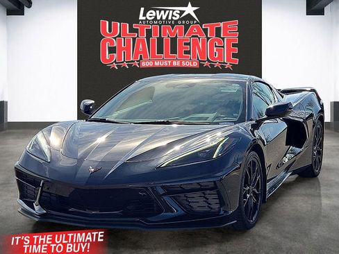 Used 2024 Chevrolet Corvette Stingray Premium Cpe w/ Z51 Performance Package image 1