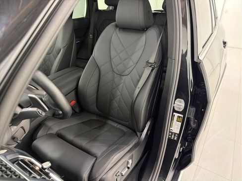 Used 2026 BMW X5 xDrive40i w/ Premium Package image 13