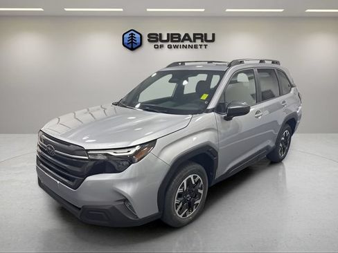 Used 2026 Subaru Forester Premium AWD/4WD image 1