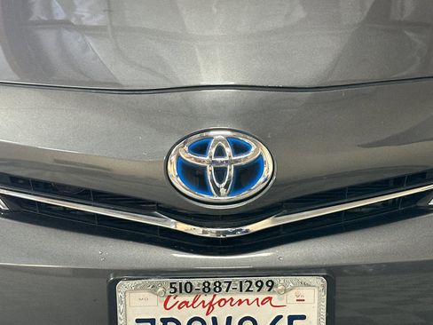 Used 2014 Toyota Prius V Three FWD image 44