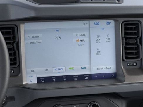 New 2025 Ford Bronco 4-Door AWD/4WD image 16