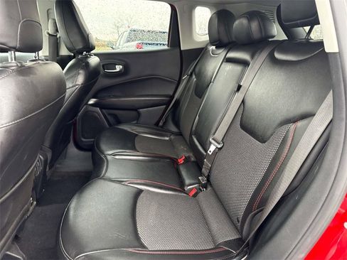 Used 2021 Jeep Compass Trailhawk w/ Convenience Group image 10