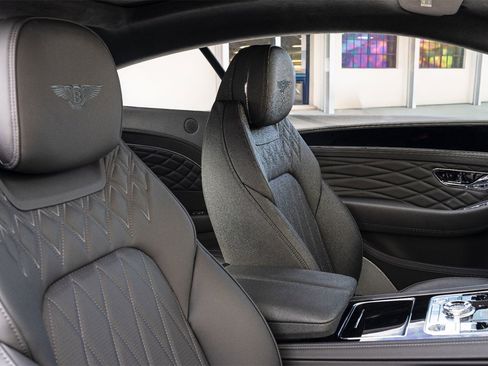 New 2024 Bentley Continental GT Azure image 21