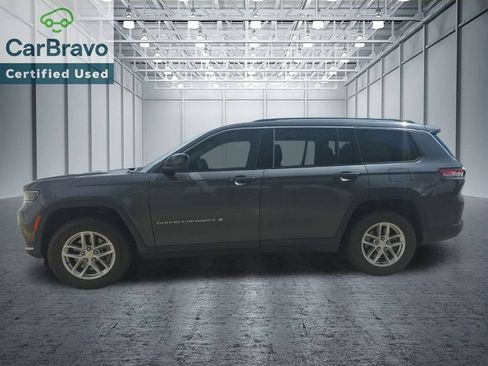 Used 2023 Jeep Grand Cherokee L Laredo AWD/4WD image 3
