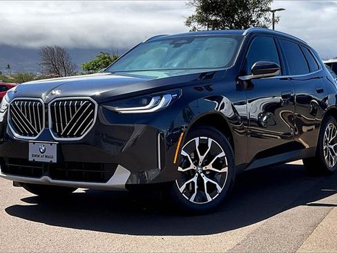 New 2025 BMW X3 xDrive30i w/ Convenience Package image 1