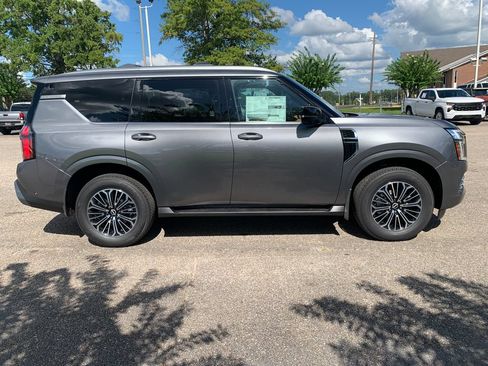 New 2026 Nissan Armada SL w/ Captain's Chari Seat Package AWD/4WD image 2