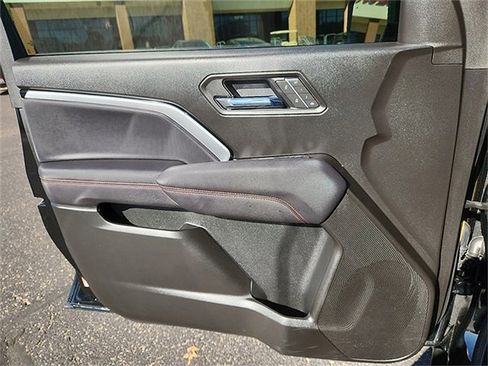 Certified 2025 Chevrolet Colorado Z71 w/ Z71 Convenience Package 2 image 14