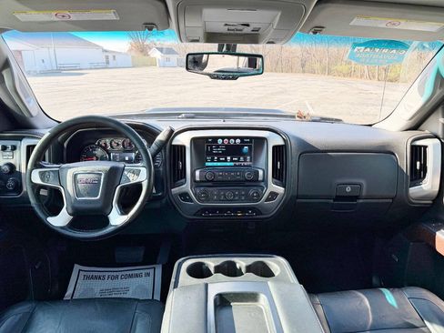 Used 2019 GMC Sierra 2500 SLT w/ Duramax Plus Package AWD/4WD image 12