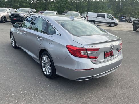 Used 2018 Honda Accord LX image 3