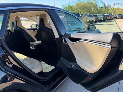 Used 2013 Tesla Model S RWD image 41