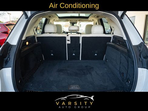 Used 2022 Mercedes-Benz GLE 450 4MATIC w/ AMG Line Exterior image 25