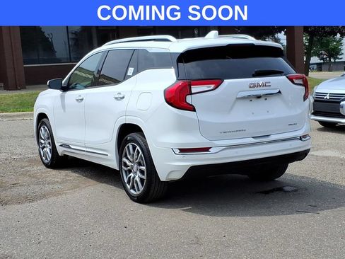 Used 2023 GMC Terrain Denali w/ LPO, Floor Liner Package AWD/4WD image 3