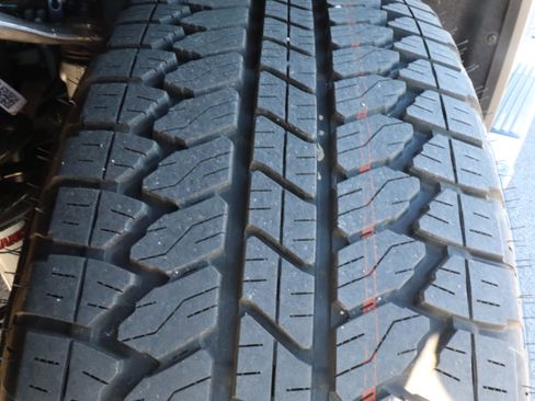 New 2026 GMC Sierra 1500 SLT w/ SLT Premium Plus Package image 17