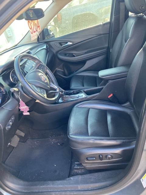 Used 2021 Buick Encore GX Essence w/ Experience Buick Package FWD image 4