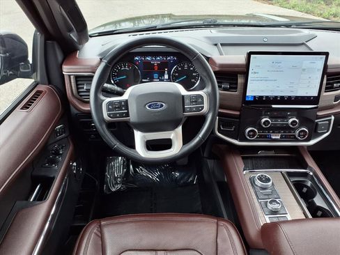 Used 2024 Ford Expedition Max Limited AWD/4WD image 11