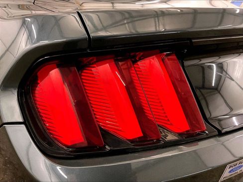 Used 2016 Ford Mustang Coupe w/ Equipment Group 051A RWD image 28