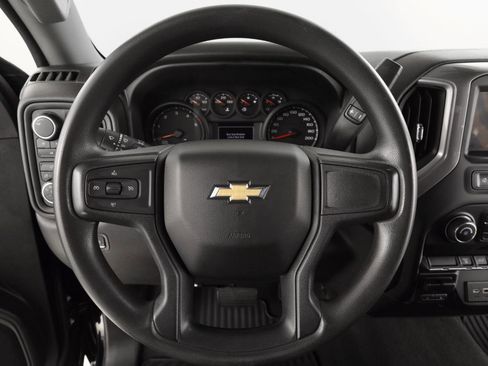 Used 2022 Chevrolet Silverado 2500 Custom w/ Custom Value Package AWD/4WD image 14