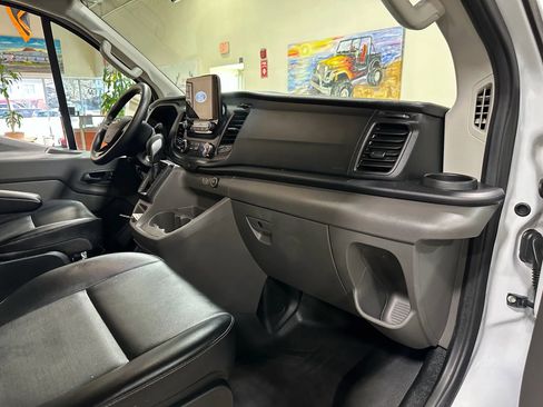 Used 2021 Ford Transit 150 XL image 33