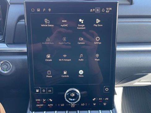 New 2026 GMC Terrain Elevation w/ Elevation Premium Package FWD image 9