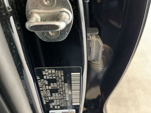 Used 2022 Kia Sorento SX w/ Panoramic Sunroof Package AWD/4WD image 29