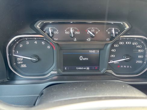 Used 2019 GMC Sierra 1500 Elevation w/ Elevation Value Package AWD/4WD image 30