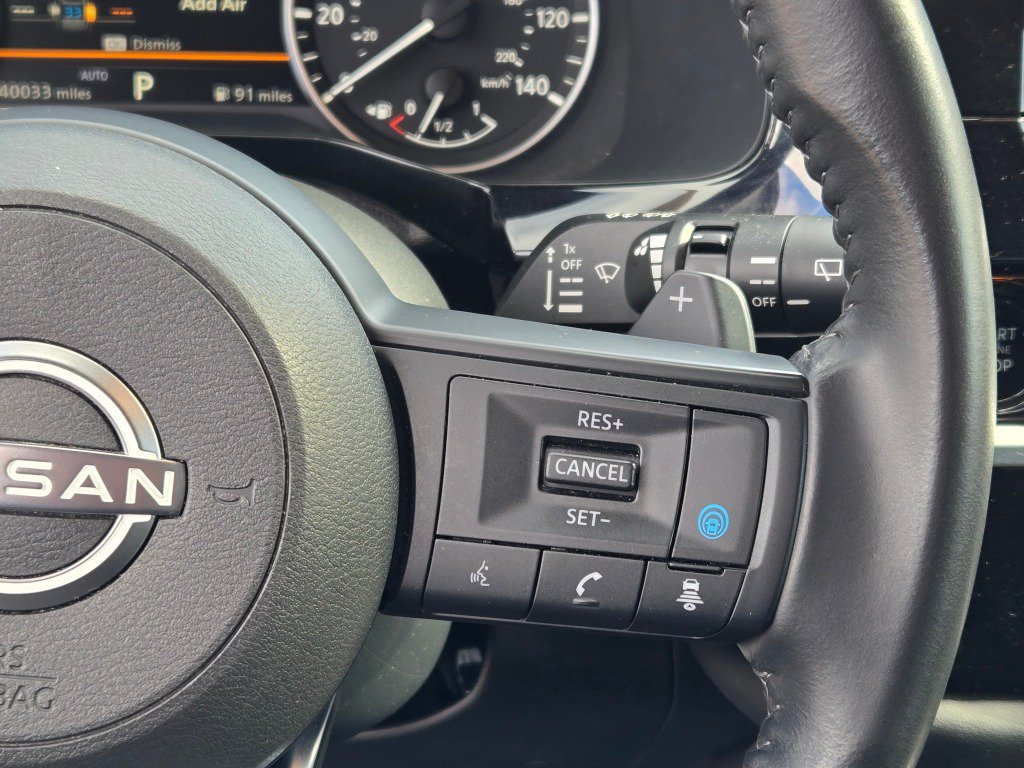 Used 2025 Nissan Pathfinder SV AWD/4WD image 35