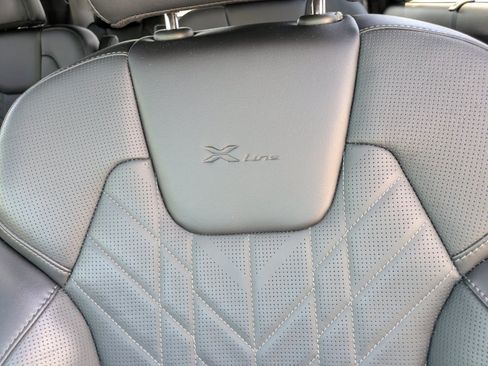 Certified 2025 Kia Telluride SX Prestige X-Line AWD/4WD image 16