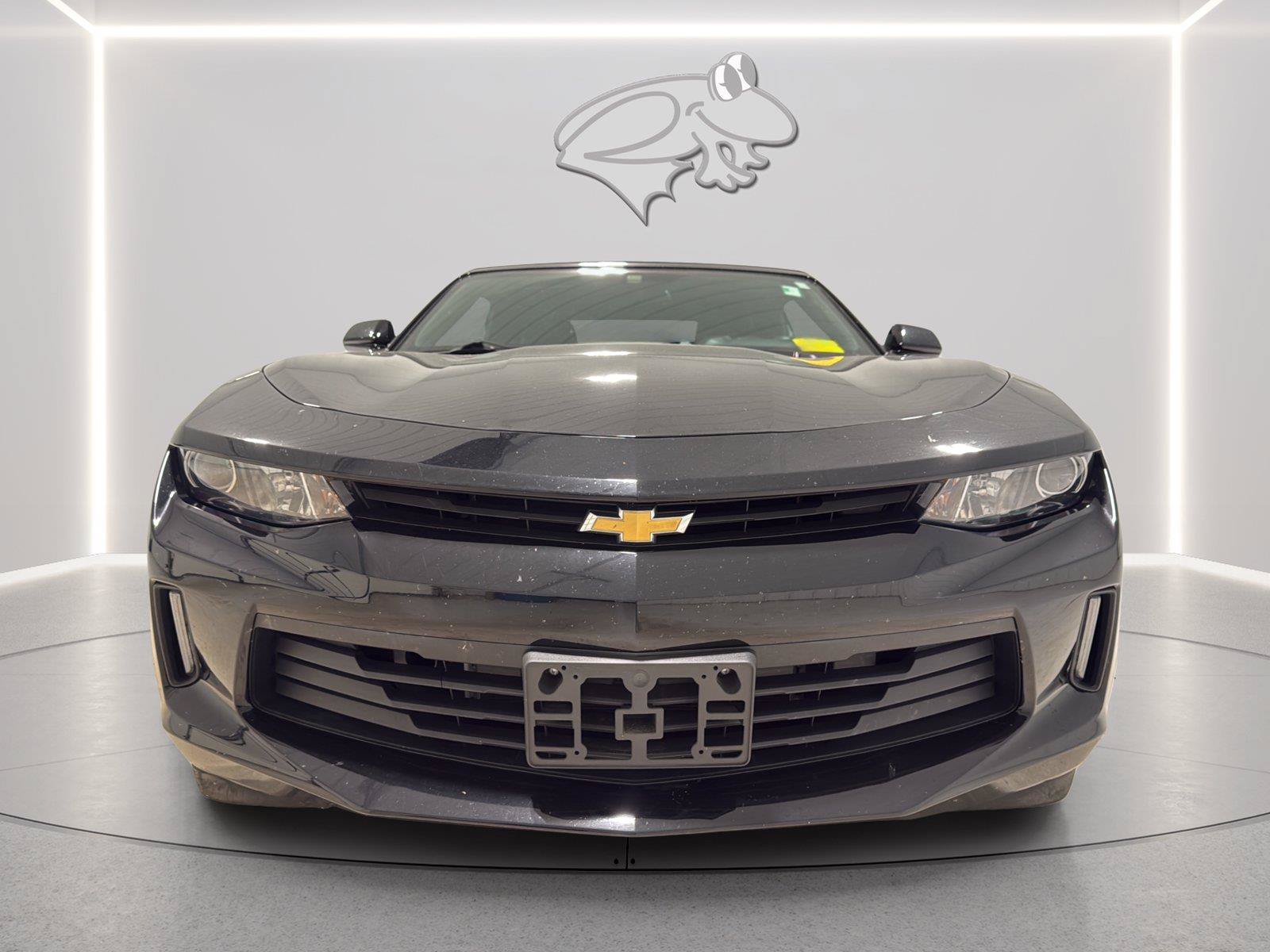 Used 2017 Chevrolet Camaro LT w/ Technology Package RWD image 10