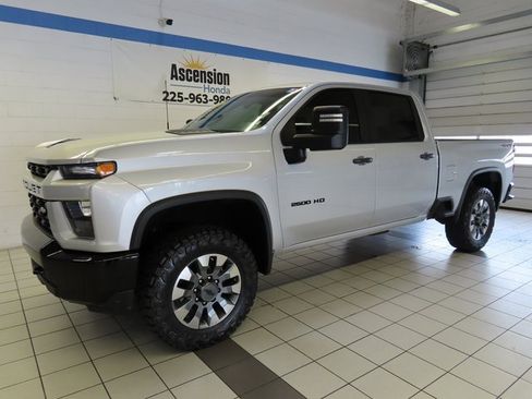 Used 2023 Chevrolet Silverado 2500 Custom w/ Gooseneck/5TH Wheel Package image 2