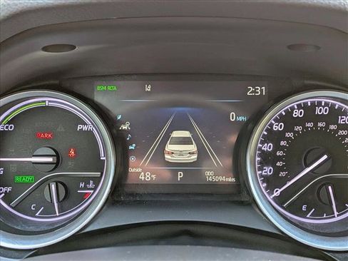 Used 2023 Toyota Camry XLE image 11