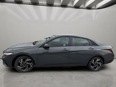 Used 2025 Hyundai Elantra SEL